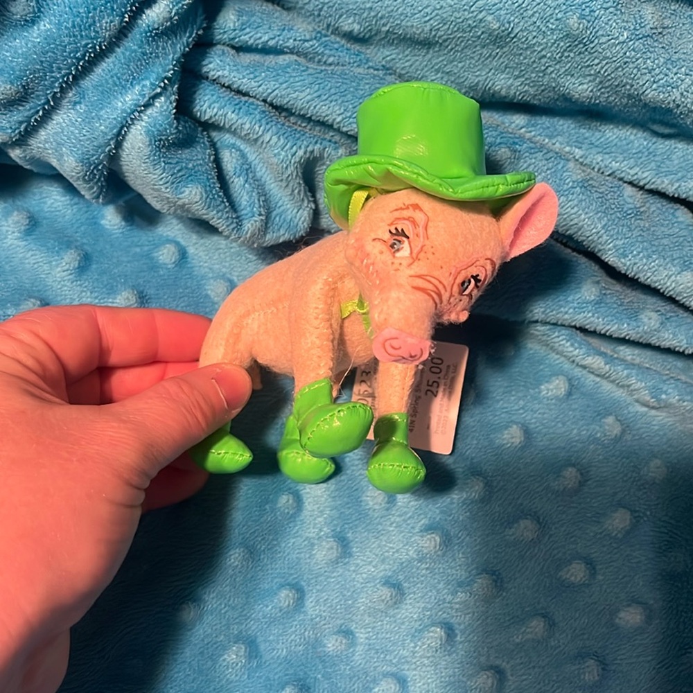 Annalee pig